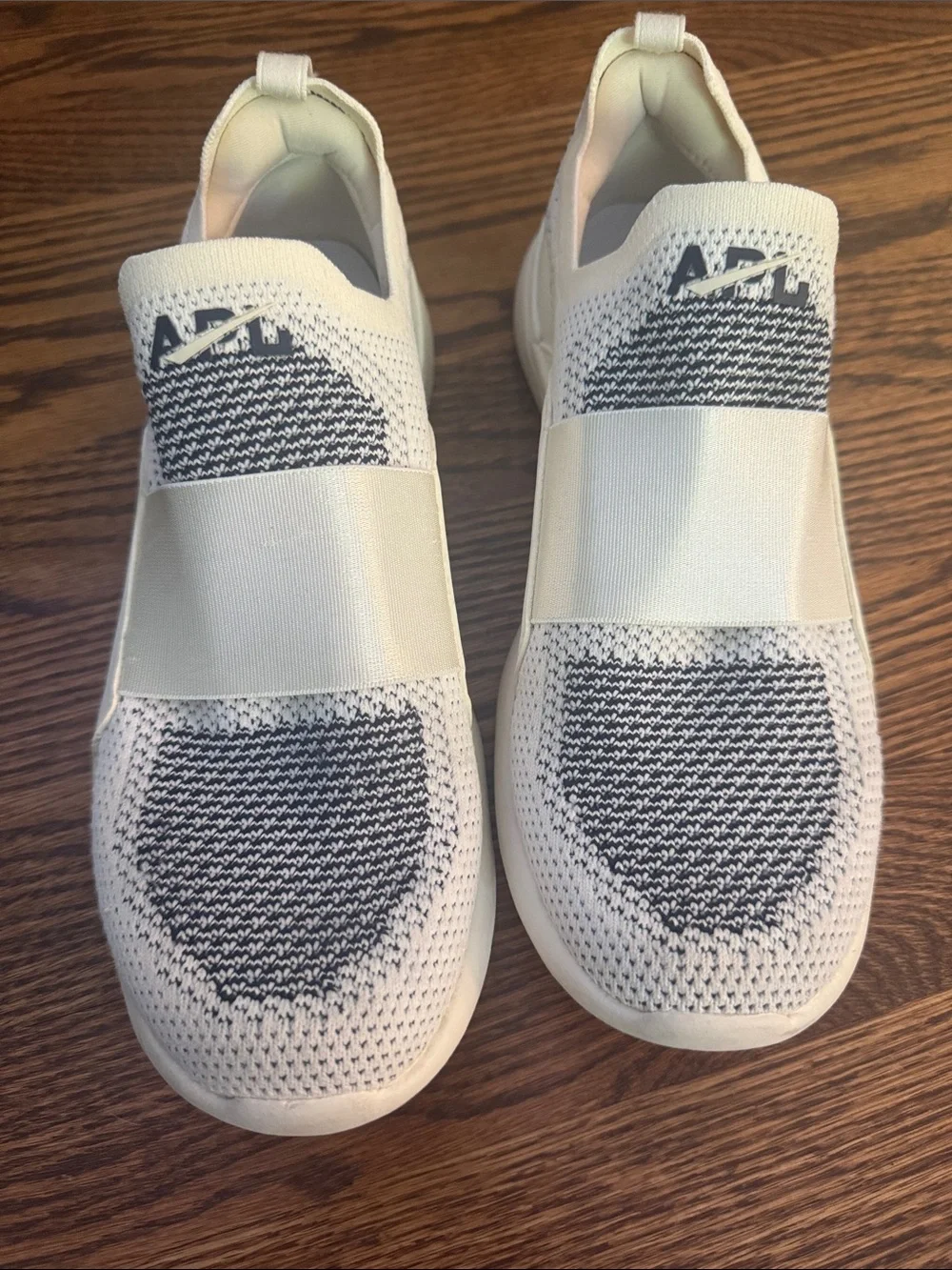 APL (Athletic Propulsion Labs) TechLoom Bliss Sneakers. Slip-on sock style. Sz 8